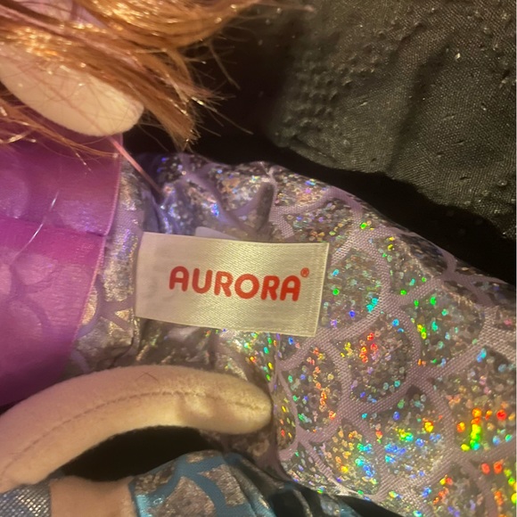 MERMAID Dolls by Aurora. Bundle includes 4 large & 2 smaller mermaids. Pre-owned - Picture 9 of 9